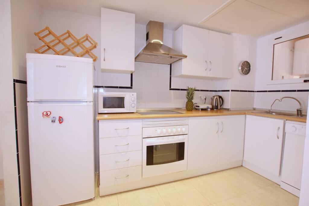 Playa Flamenca Dream Apartment อาลิกันเต ภายนอก รูปภาพ