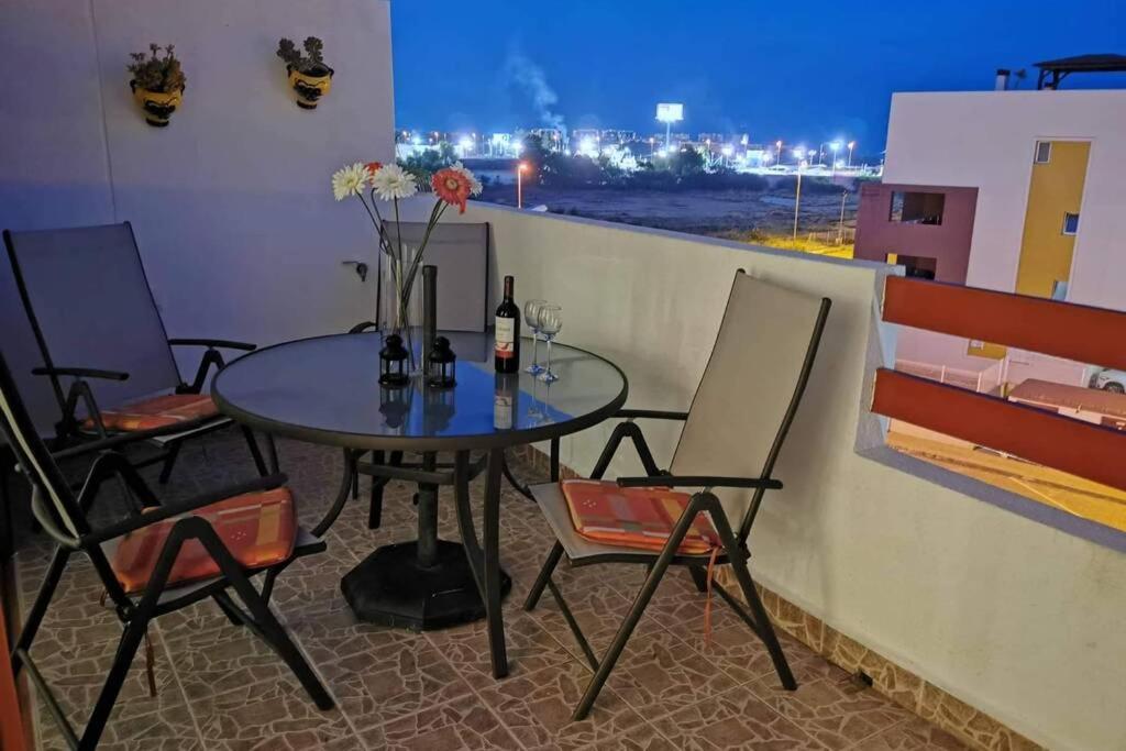 Playa Flamenca Dream Apartment อาลิกันเต ภายนอก รูปภาพ